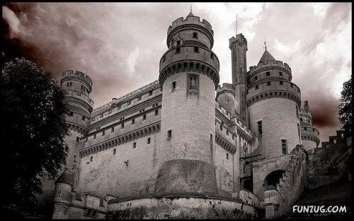 securedownload 2 - Unusual and Spectacular Castles