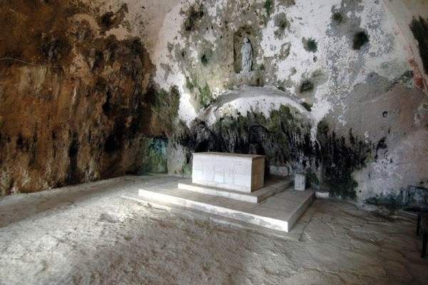 securedownload6 2 - Amazing Cave Church of St. Peter, Turkey