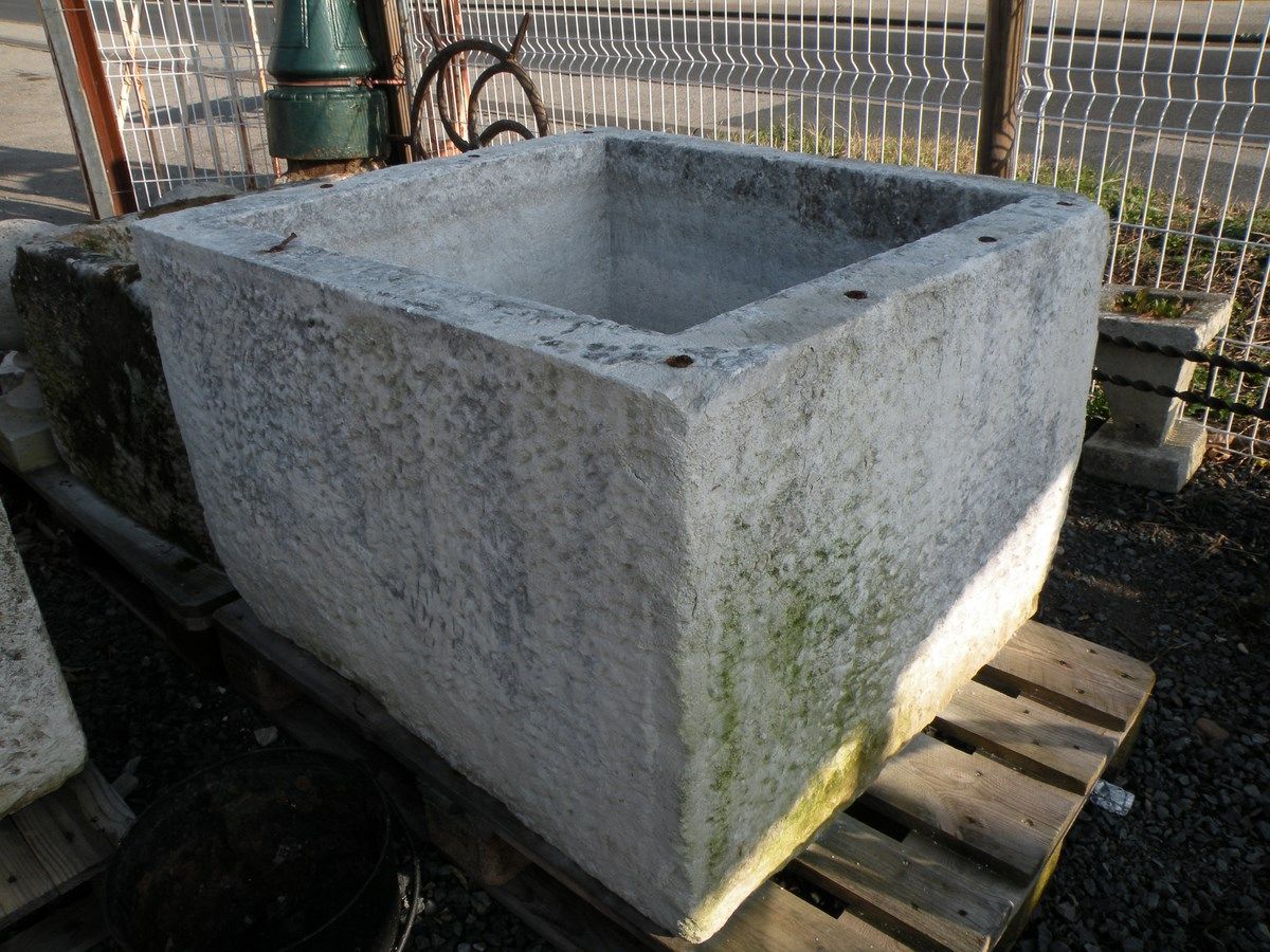 ABREUVOIR BAC en PIERRE XIXe photo DSCN4485Copier.jpg