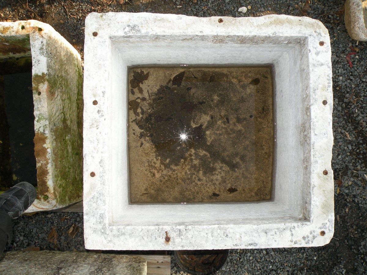 ABREUVOIR BAC en PIERRE XIXe photo DSCN4488Copier.jpg