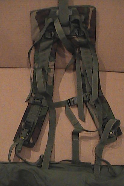 molle ii shoulder straps woodland