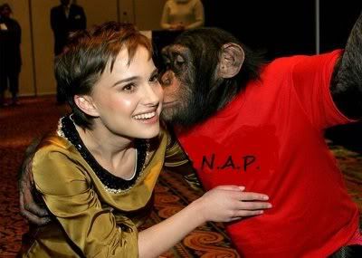 natalie-portman-monkey-kiss.jpg