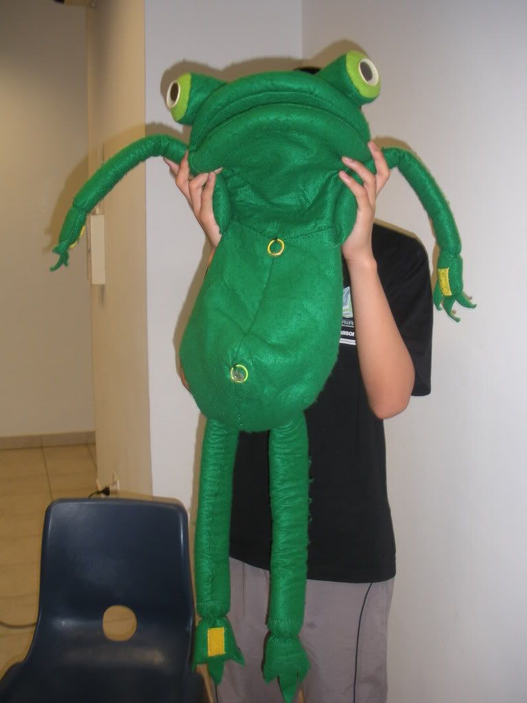 carmen the frog puppet