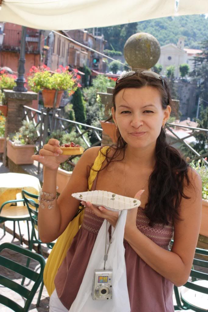 Столица клубники в италии. 083. Столица клубники в италии фото. Столица клубники в италии-083. картинка Столица клубники в италии. картинка 083. Они сродни дорогой оправе, еще больше подчеркивающей красоту, блеск и величие Вечного города.