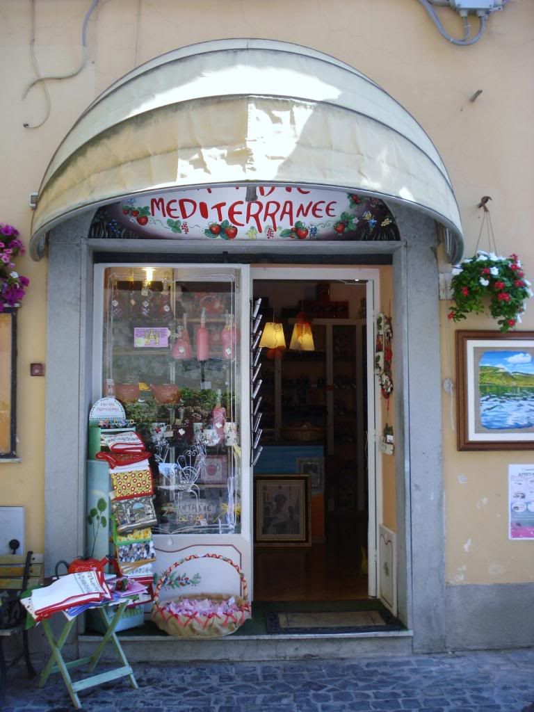 Столица клубники в италии. DSC04962. Столица клубники в италии фото. Столица клубники в италии-DSC04962. картинка Столица клубники в италии. картинка DSC04962. Они сродни дорогой оправе, еще больше подчеркивающей красоту, блеск и величие Вечного города.
