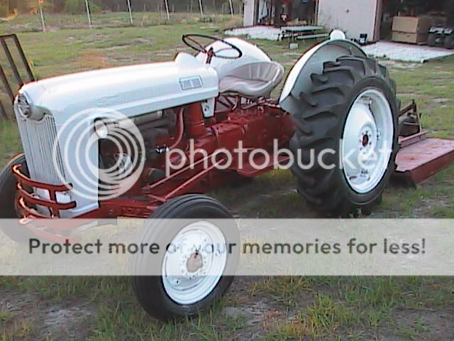 1956 Ford 800 tractor #4